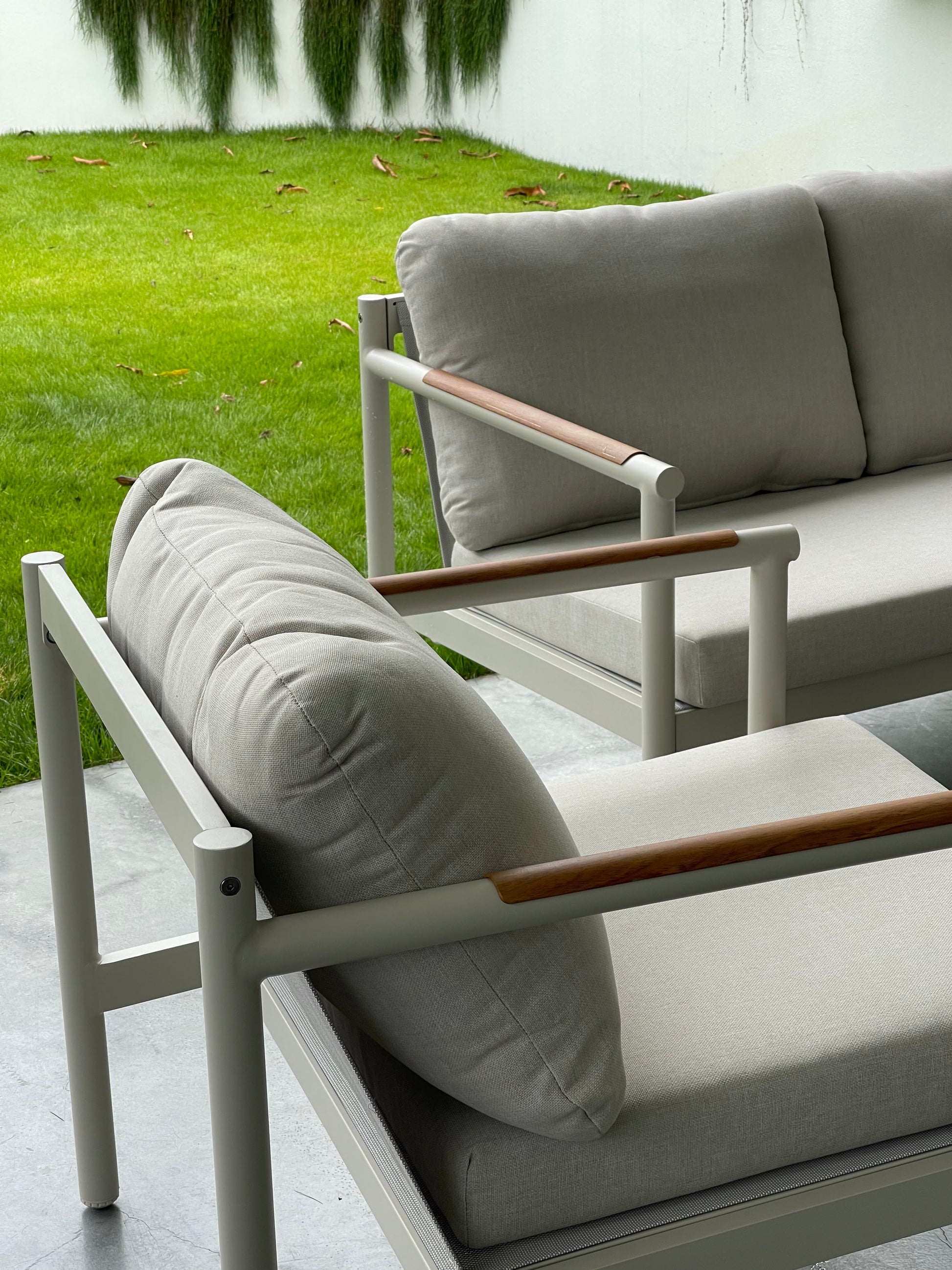 Cavan 4-piece Outdoor Lounge Set