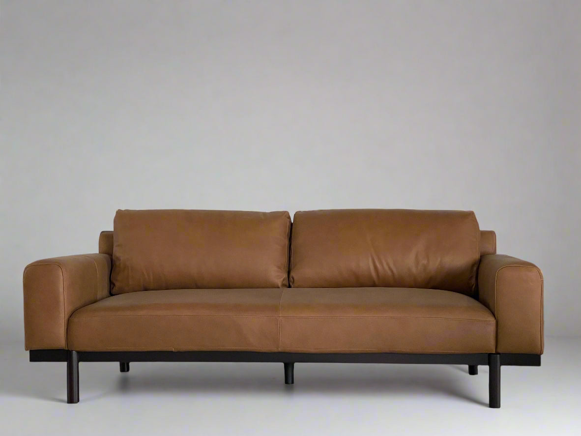 SEMPRE 2.5-Seater Leather Sofa